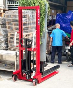 Xe nâng tay cao 700kg chất lượng